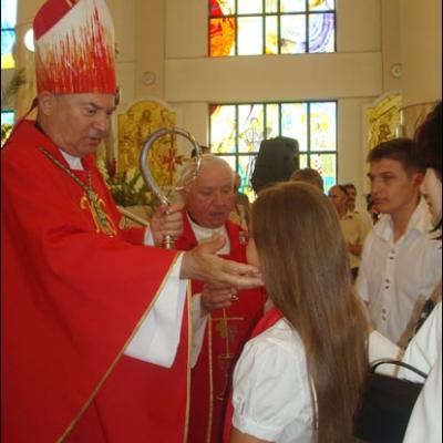 12 iulie 2009: Administrarea Mirului în Parohia Bacău "Fericitul Ieremia"