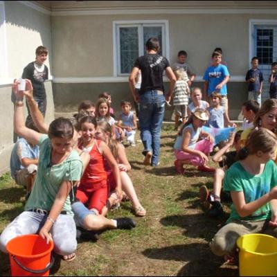 9-12 iulie 2009: Poiana Negri: Campus "O vară împreună"