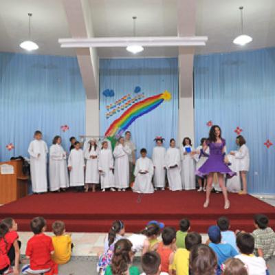 18 iulie 2009: Iaşi: Serbarea finală a campusului pentru copii din Parohia "Adormirea Maicii Domnului" (FOCUS)