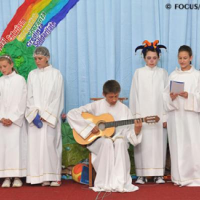 18 iulie 2009: Iaşi: Serbarea finală a campusului pentru copii din Parohia "Adormirea Maicii Domnului" (FOCUS)