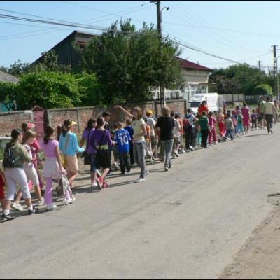 13-18 iulie 2009: Iugani: Campus "Vara împreună"
