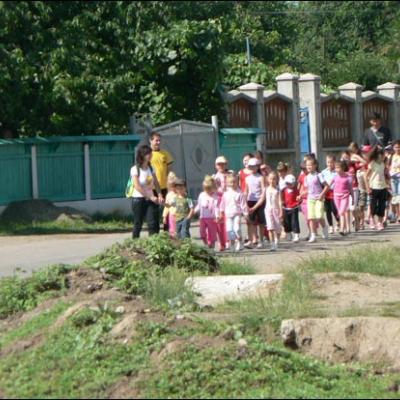 13-18 iulie 2009: Iugani: Campus "Vara împreună"