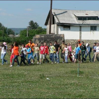 13-18 iulie 2009: Iugani: Campus "Vara împreună"