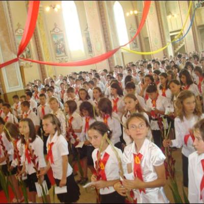 19 iulie 2009: Administrarea Mirului în Parohia Faraoani