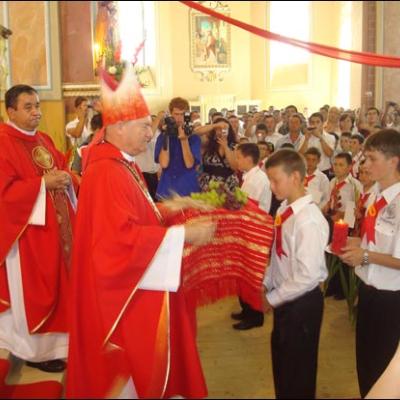 19 iulie 2009: Administrarea Mirului în Parohia Faraoani