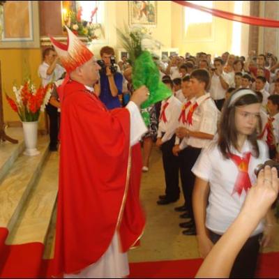 19 iulie 2009: Administrarea Mirului în Parohia Faraoani