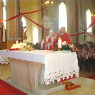 19 iulie 2009: Administrarea Mirului în Parohia Faraoani