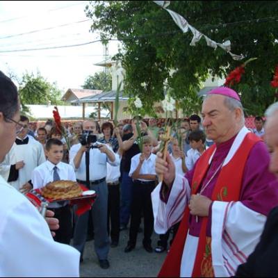 26 iulie 2009: Administrarea Mirului în Parohia Hălăuceşti
