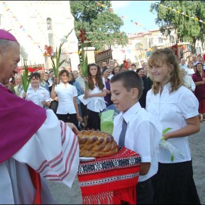 26 iulie 2009: Administrarea Mirului în Parohia Hălăuceşti