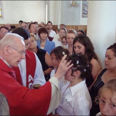 26 iulie 2009: Administrarea Mirului în Parohia Hălăuceşti