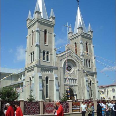 26 iulie 2009: Administrarea Mirului în Parohia Hălăuceşti
