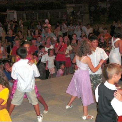20-26 iulie 2009: Oituz: Campus "Lăsaţi copiii să vină la mine"