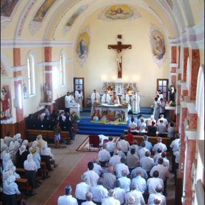 26 iulie 2009: Răchiteni: Voturi perpetue în Congregaţia "Misionarii Cuvântului Divin"