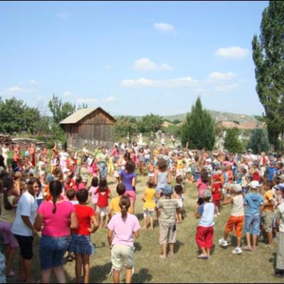 27-31 iulie 2009: Tuta: Campus "Vara împreună"