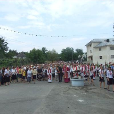 1 august 2009: Administrarea Mirului în Parohia Horgeşti