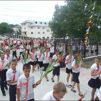 1 august 2009: Administrarea Mirului în Parohia Horgeşti