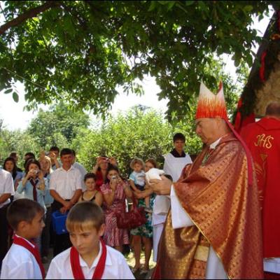 2 august 2009: Administrarea Mirului în Parohia Baraţi