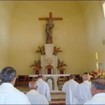 2 august 2009: Rotunda: Consacrarea altarului şi sfinţirea bisericii "Sf. Francisc din Assisi"