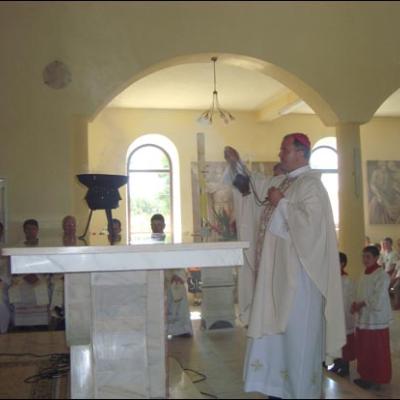 2 august 2009: Rotunda: Consacrarea altarului şi sfinţirea bisericii "Sf. Francisc din Assisi"