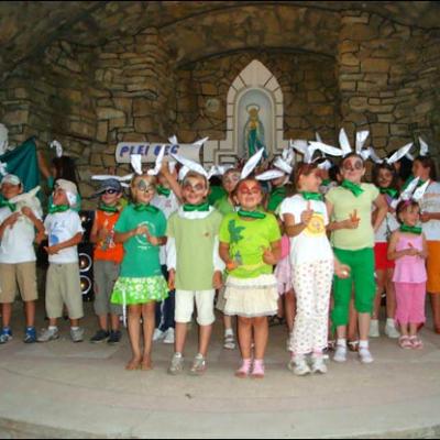 8 august 2009: Baraţi: Campusul "Vara împreună"