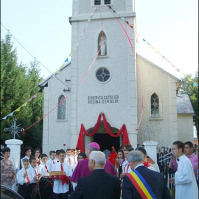 9 august: Barticeşti: Administrarea Mirului şi înmânarea mandatului misionar
