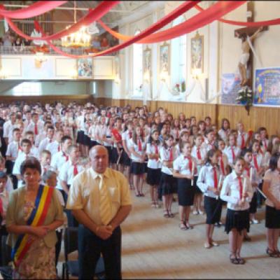 9 august: Barticeşti: Administrarea Mirului şi înmânarea mandatului misionar