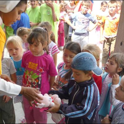 10-12 august: Arini: Vara împreună
