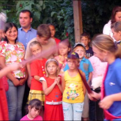 10-12 august: Arini: Vara împreună