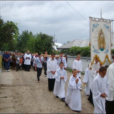 15 august 2009: Baraţi: Pelerinajul din sărbătoarea "Adormirea Maicii Domnului"