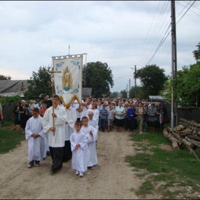 15 august 2009: Baraţi: Pelerinajul din sărbătoarea "Adormirea Maicii Domnului"