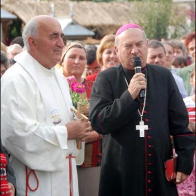 16 august 2009: Buhoci: Sărbătoarea sfinţirii bisericii