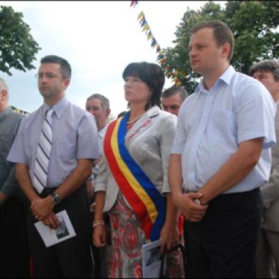 16 august 2009: Buhoci: Sărbătoarea sfinţirii bisericii