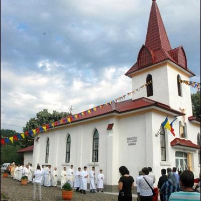 16 august 2009: Buhoci: Sărbătoarea sfinţirii bisericii