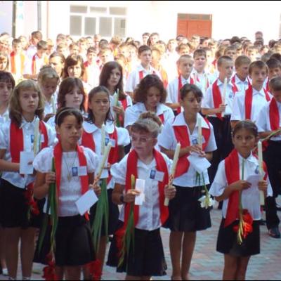 16 august 2009: Administrarea Mirului în Parohia Pildeşti