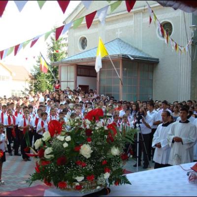 16 august 2009: Administrarea Mirului în Parohia Pildeşti