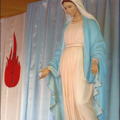 16 august 2009: Administrarea Mirului în Parohia Pildeşti