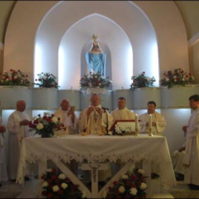 22 august: Garoafa: Consacrarea altarului şi sfinţirea bisericii