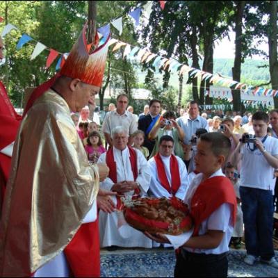 22 august 2009: Administrarea Mirului în Parohia Călugăreni şi filiala Roşiori