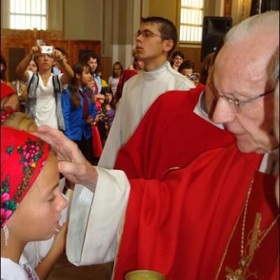 23 august 2009: Administrarea Mirului în Parohia Săbăoani