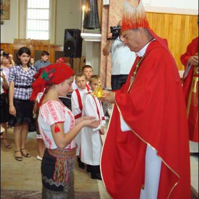 23 august 2009: Administrarea Mirului în Parohia Săbăoani