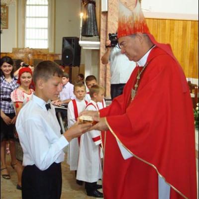 23 august 2009: Administrarea Mirului în Parohia Săbăoani