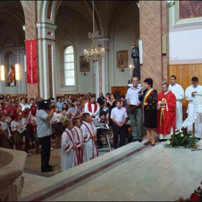 23 august 2009: Administrarea Mirului în Parohia Săbăoani