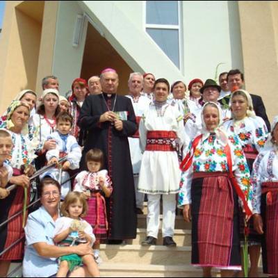 24 august 2009: Mărgineni: Binecuvântarea oratoriului şi lansarea monografiei