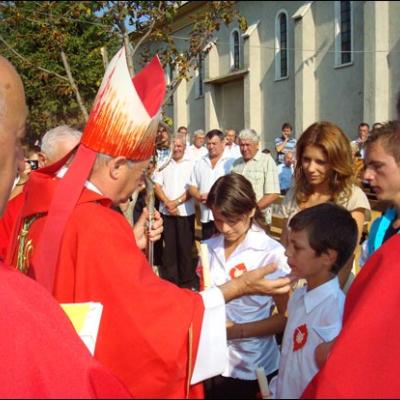 29 august 2009: Administrarea Mirului în filiala Bogdăneşti a Parohiei Prăjeşti