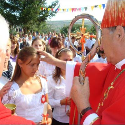 29 august 2009: Administrarea Mirului în filiala Bogdăneşti a Parohiei Prăjeşti