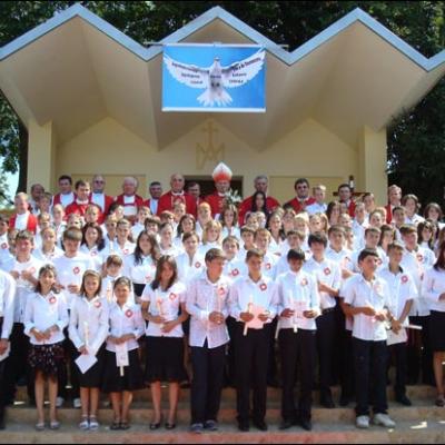 29 august 2009: Administrarea Mirului în Parohia Prăjeşti