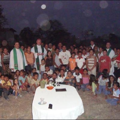 1-14 septembrie 2009: Vizita în Ecuador a PS Aurel Percă la preoţii misionari originari din Dieceza de Iaşi
