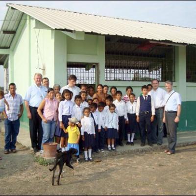 1-14 septembrie 2009: Vizita în Ecuador a PS Aurel Percă la preoţii misionari originari din Dieceza de Iaşi