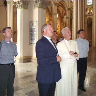 1-14 septembrie 2009: Vizita în Ecuador a PS Aurel Percă la preoţii misionari originari din Dieceza de Iaşi