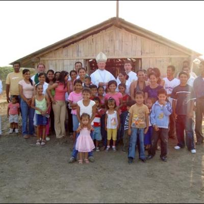 1-14 septembrie 2009: Vizita în Ecuador a PS Aurel Percă la preoţii misionari originari din Dieceza de Iaşi